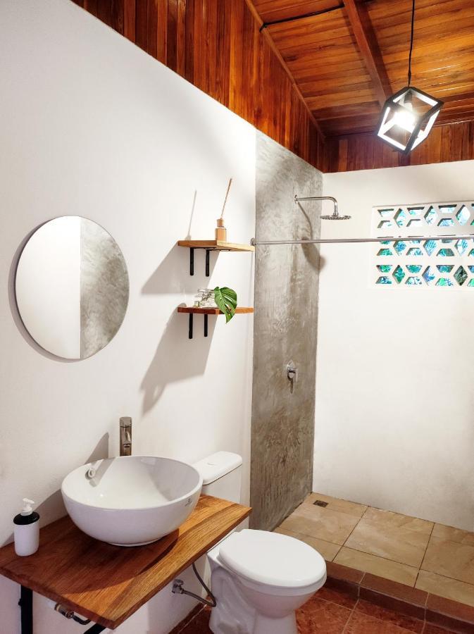 Ico Living Hostel Playa Santa Teresa  Exterior photo