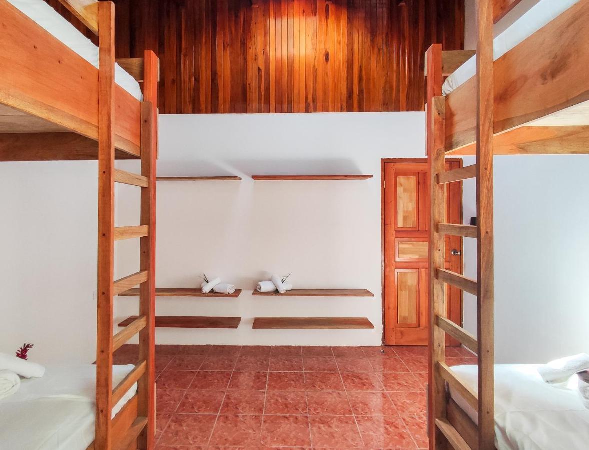 Ico Living Hostel Playa Santa Teresa  Exterior photo